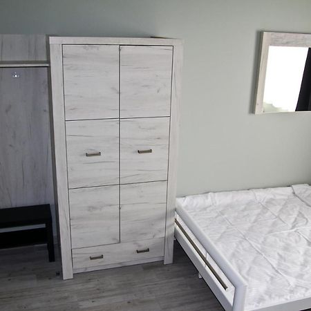 Motel Lunar Oswiecim Ngoại thất bức ảnh