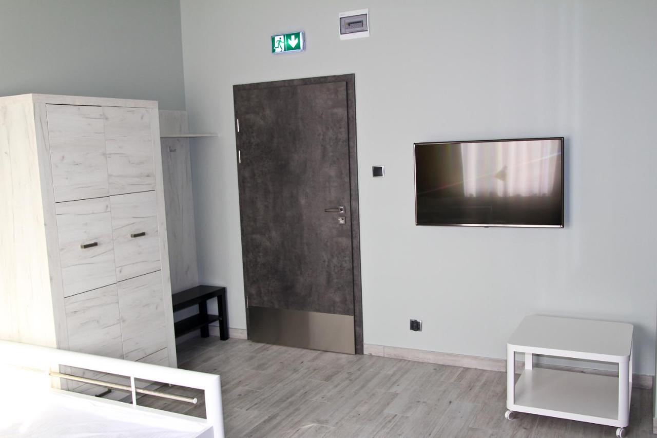 Motel Lunar Oswiecim Ngoại thất bức ảnh